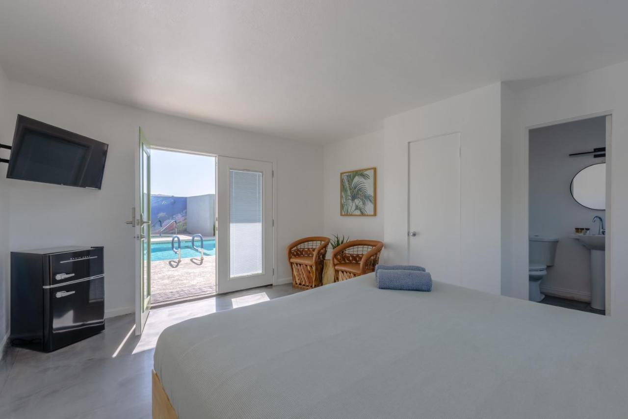 Desert Hot Springs Inn Εξωτερικό φωτογραφία